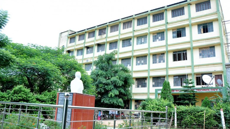 Government Engineering College, Koderma Sports Complex