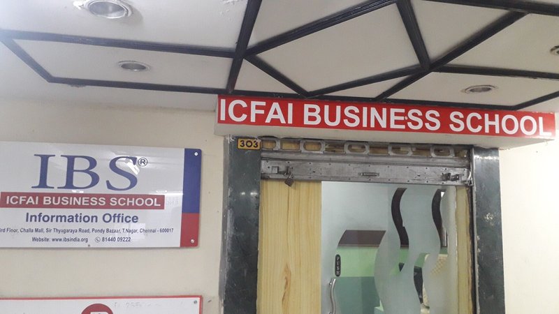 IBS Business School Image