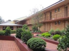 Blue Mountains International Hotel Management School Campus Image Blue Mountains International Hotel Management School Campus Image