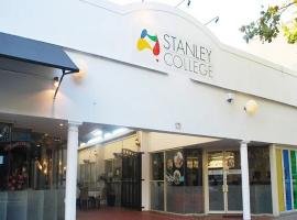 Stanley College Campus Image Stanley College Campus Image