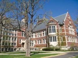 Bowdoin College Campus Image